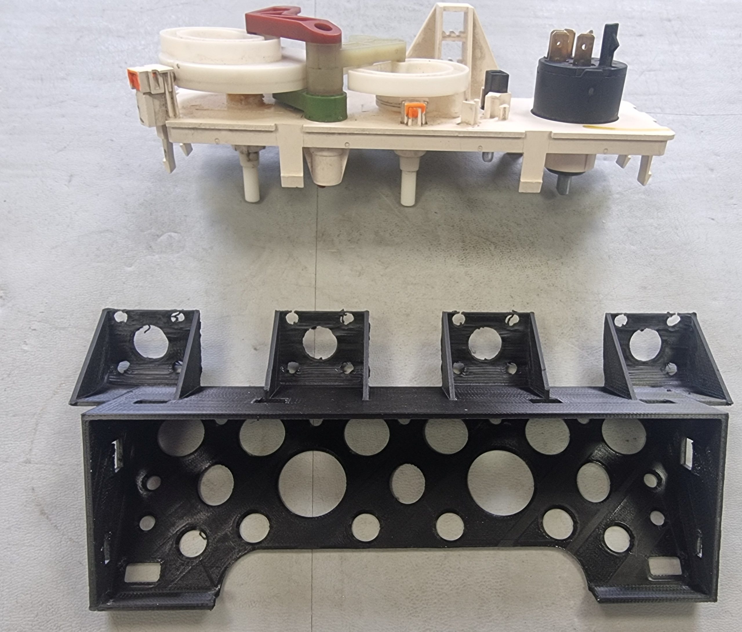 Grassbank holder with heater control unit